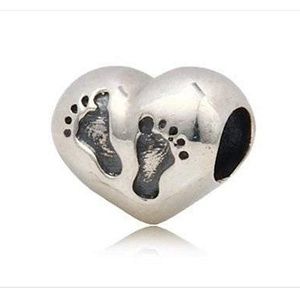 Chamilia baby feet charm